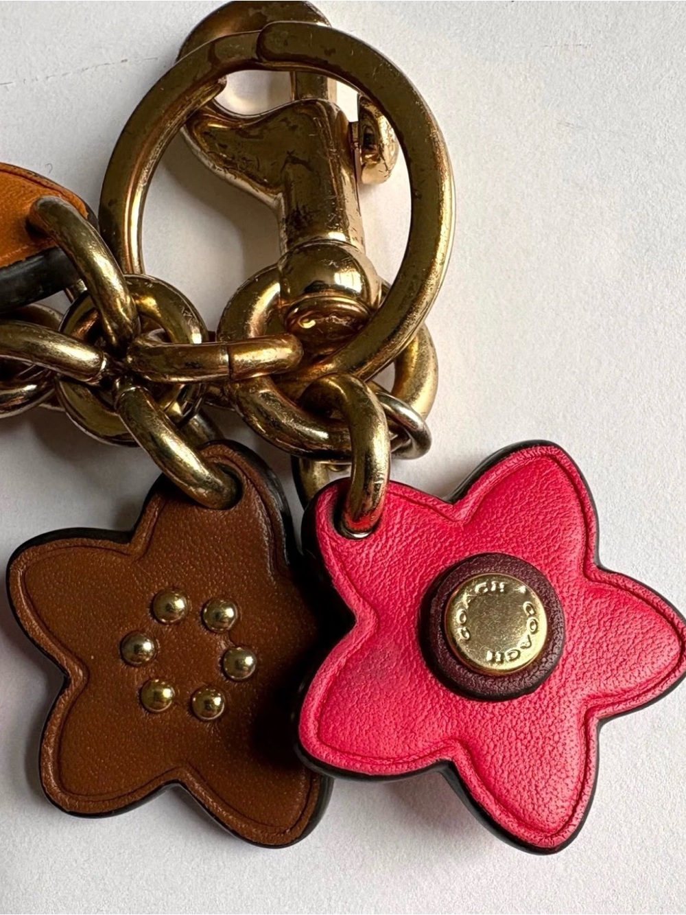 COACH Flower Motif Leather Bag
Charm Keychain Pink Brown
Orange, Fob, rare - Picture 14 of 16